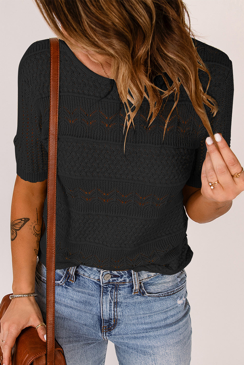 Round Neck Short Sleeve Knit Top in Black