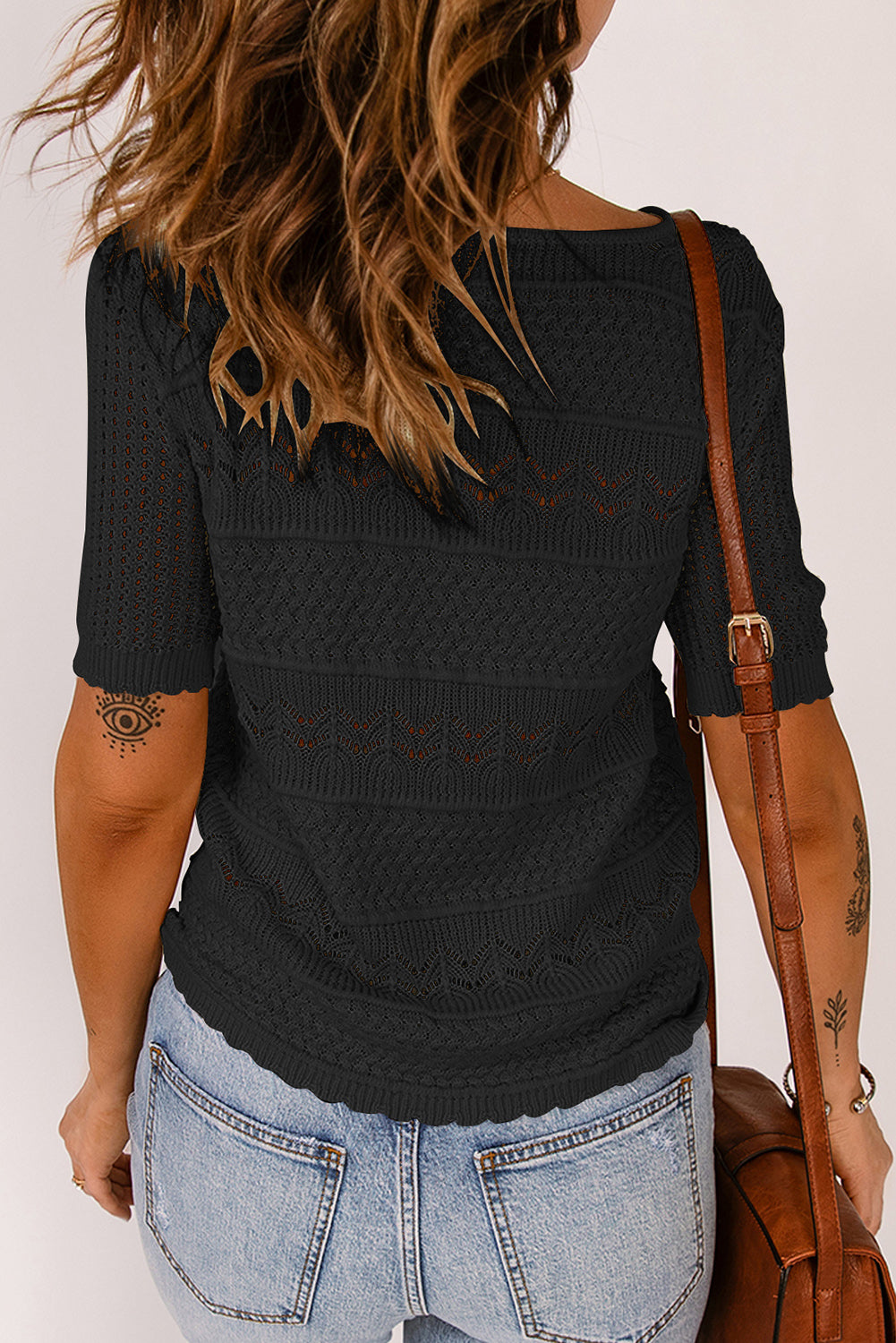 Round Neck Short Sleeve Knit Top in Black