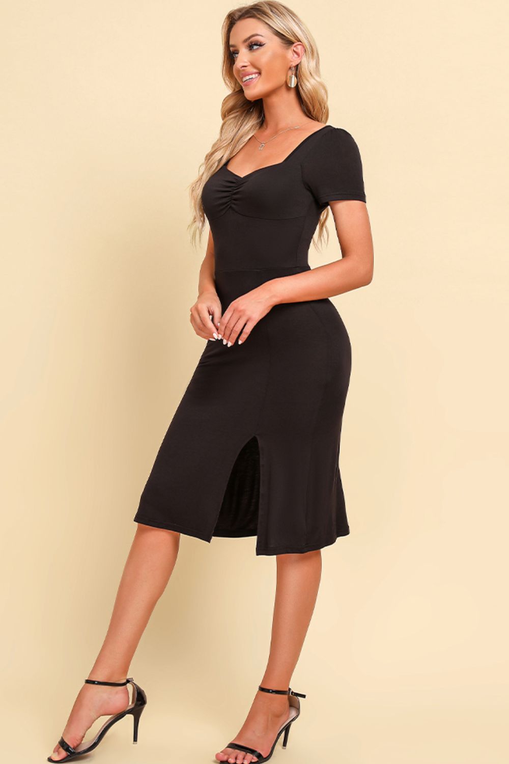 Ruched Sweetheart Neck Short Sleeve Slit Dress in Black