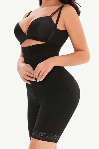 Full Size Lace Detail Zip-Up Under-Bust Shaping Bodysuit (2 Colors up to 6XL)